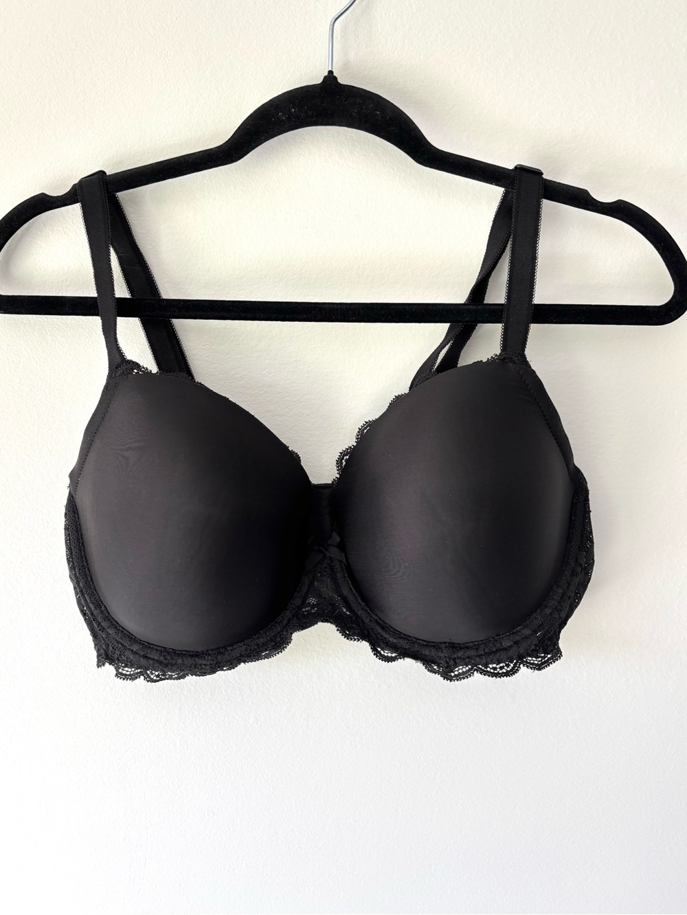 Victoria's Secret Dream Angels Lined Demi Bra Black Floral Lace Trim 36DD